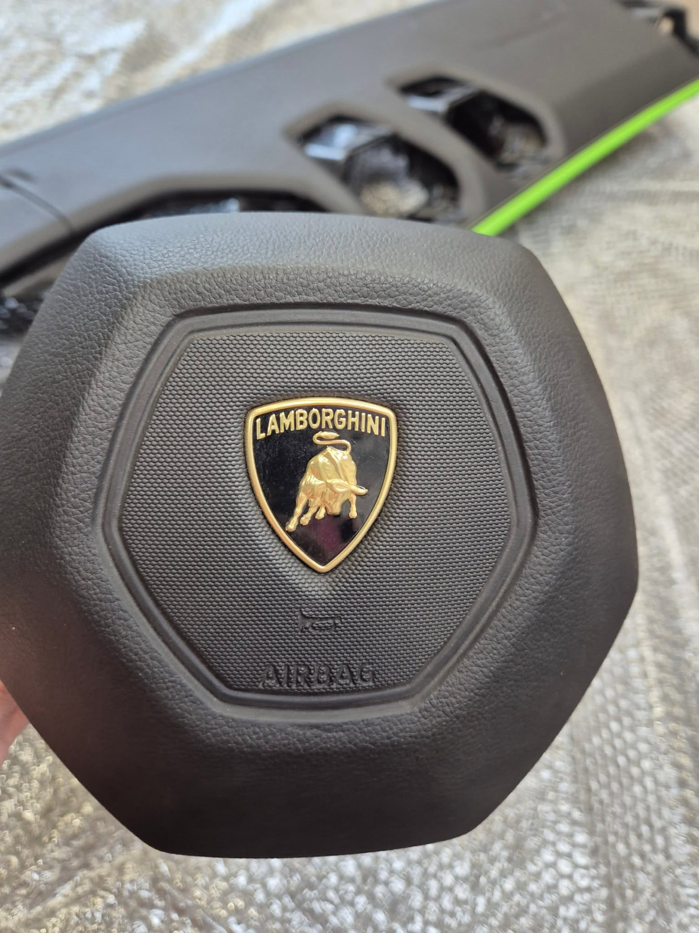 Lamborghini — Airbagi / poduszki powietrzne / SRS Airbag
